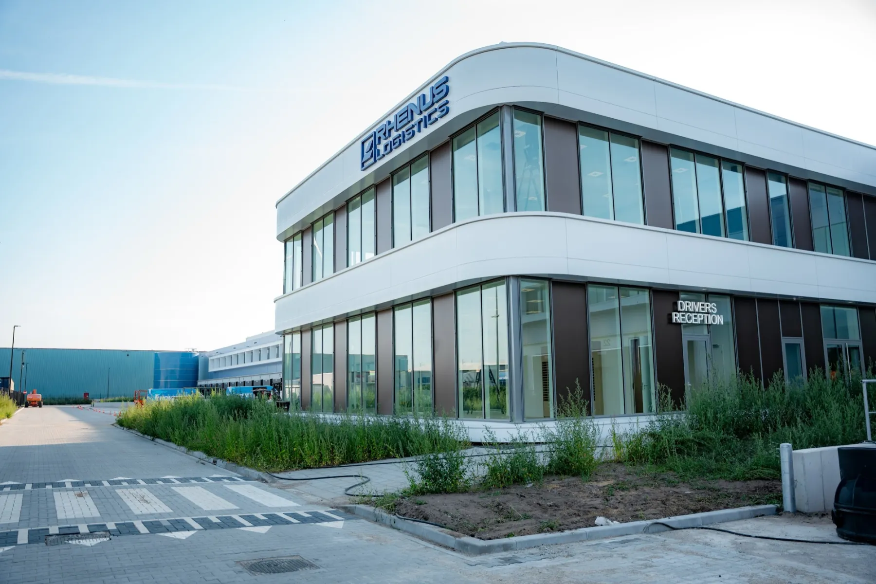 Tasmanweg Venlo: Rhenus Logistics entree