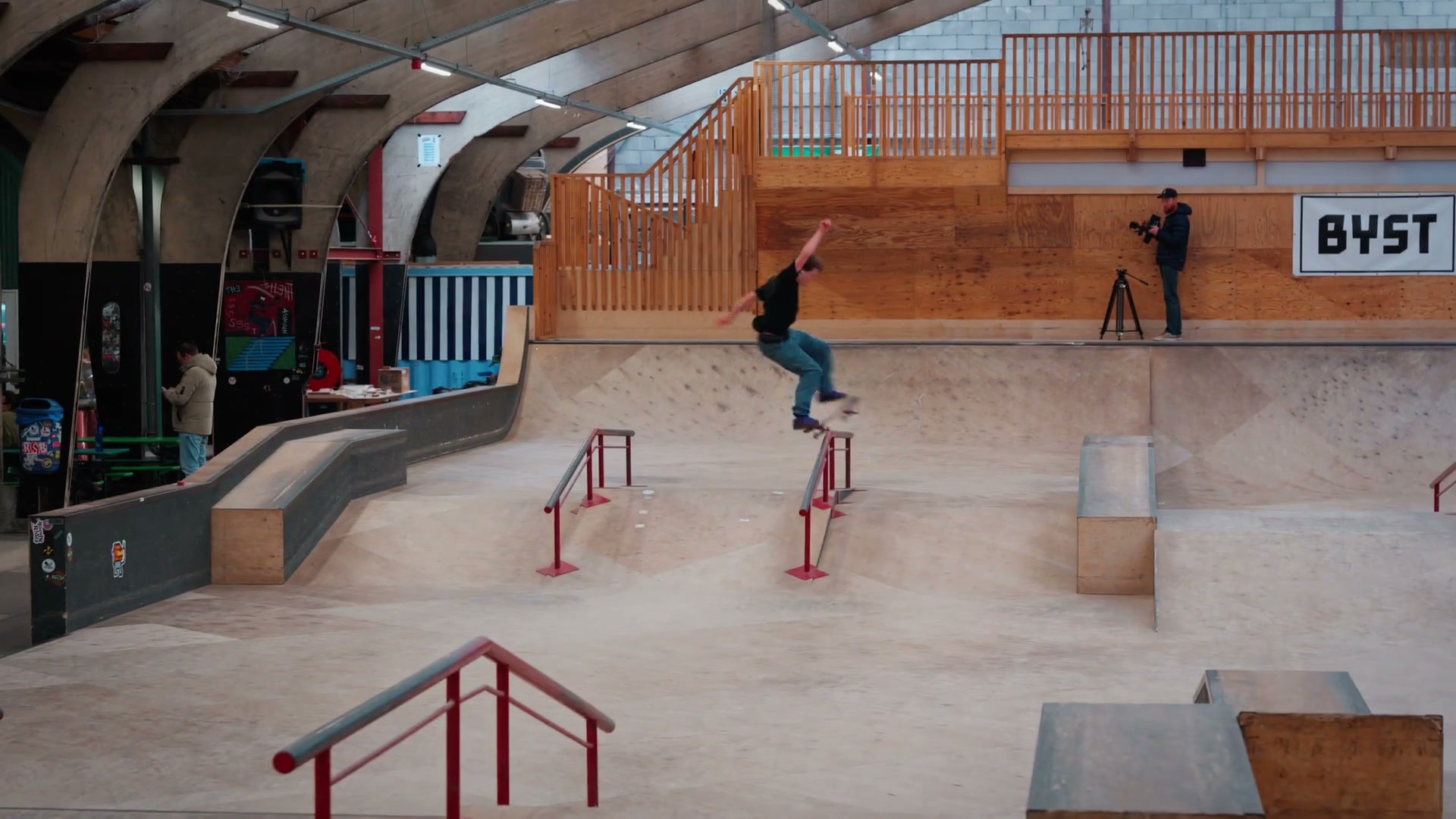 Skater in actie tijdens BYST sessie