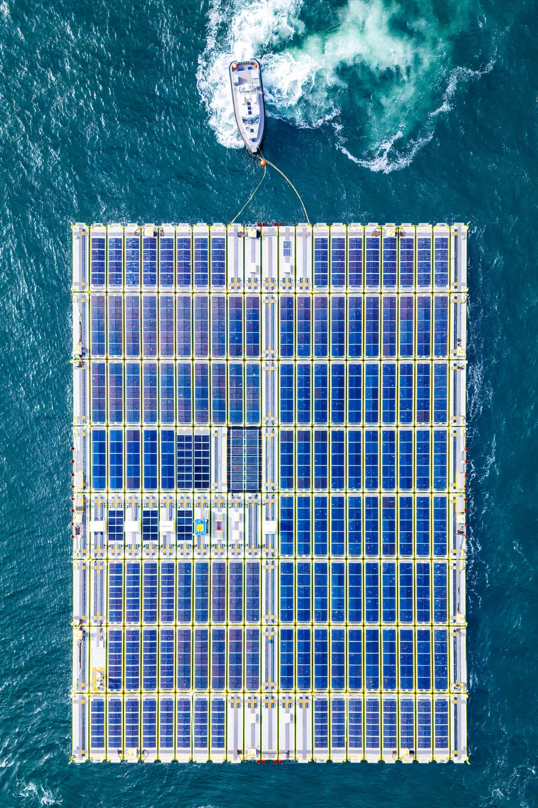 The floating solar farm of Oceans of Energy at sea, photographed straight from above by drone